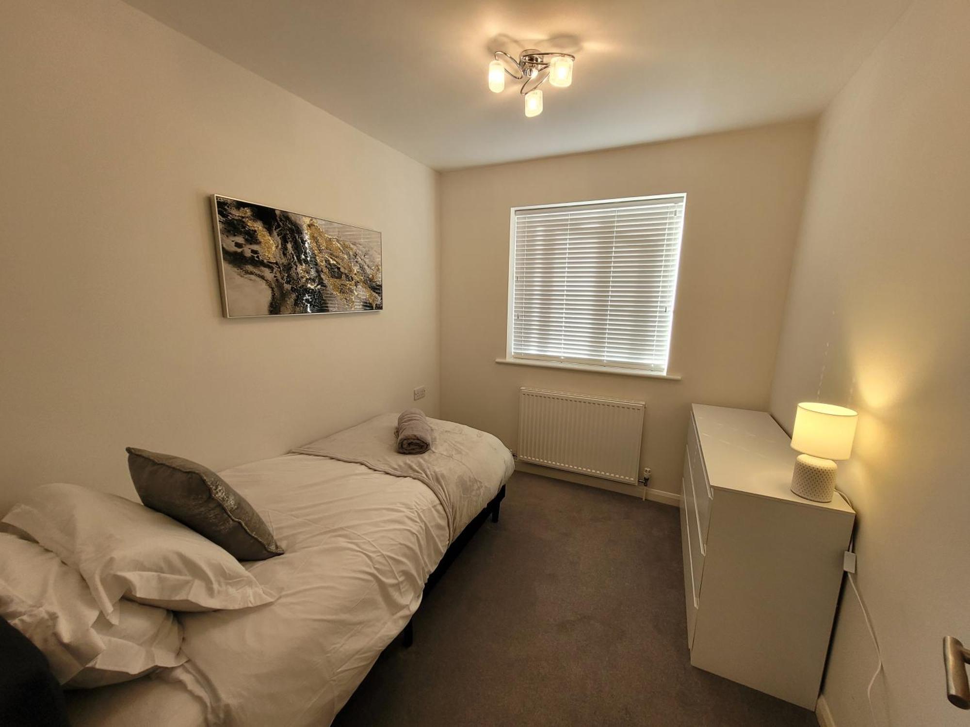 Bumblebee Bungalow - With Separate Office And Gaming Space By Catchpole Stays Colchester Exterior foto