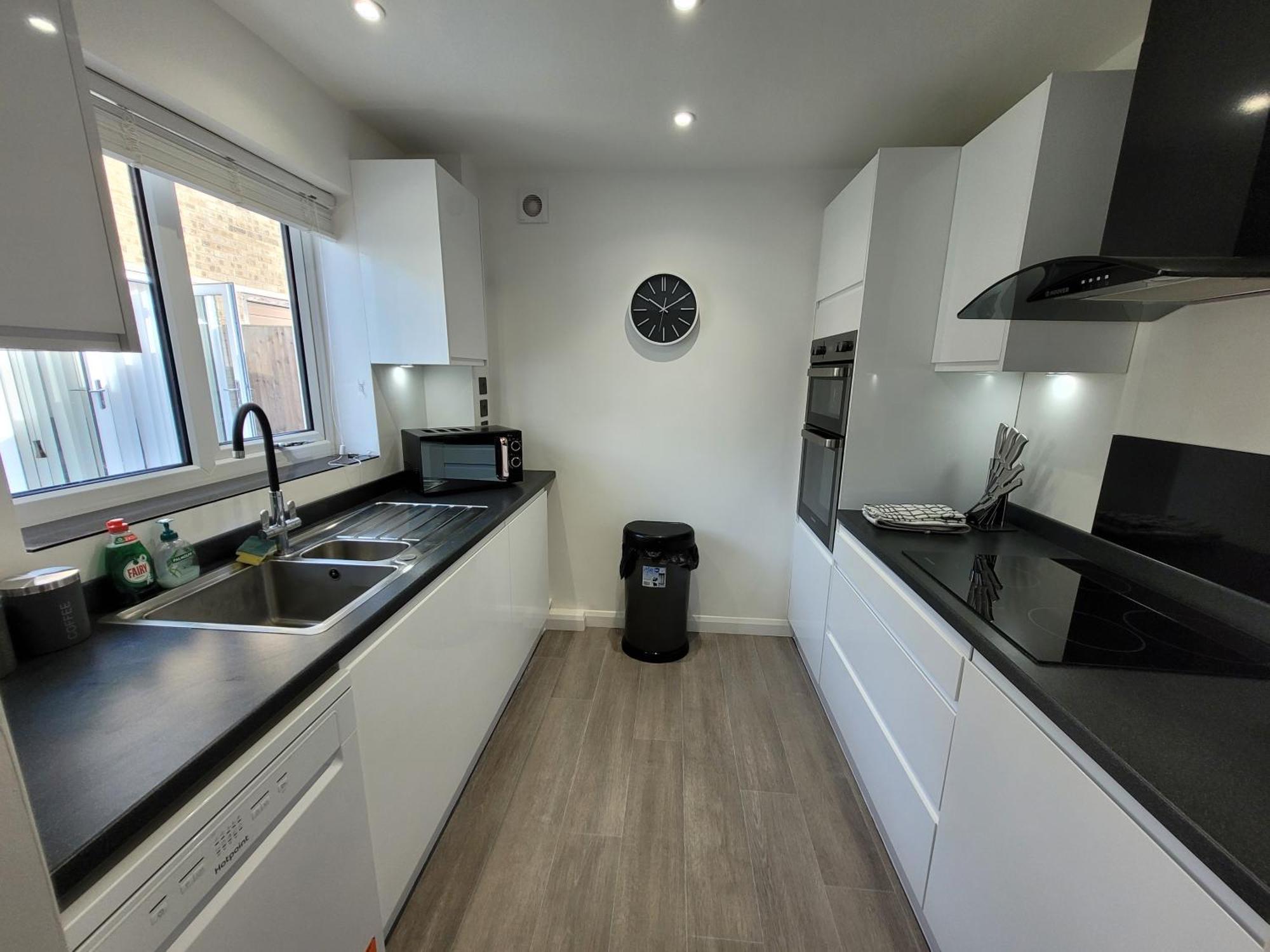 Bumblebee Bungalow - With Separate Office And Gaming Space By Catchpole Stays Colchester Exterior foto